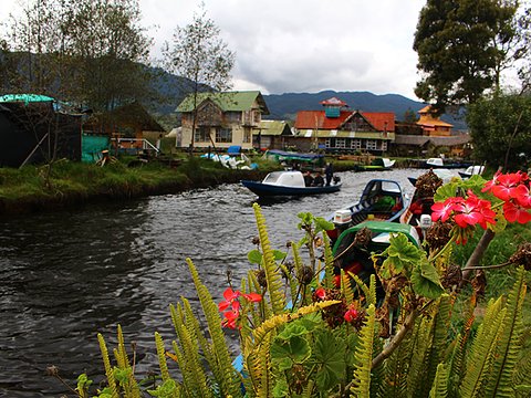  Laguna De La Cocha “La Venecia Colombiana”